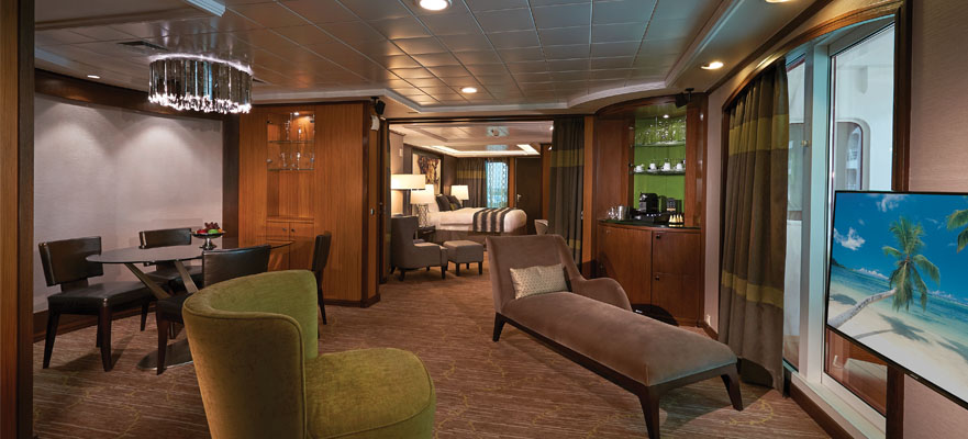 NCL Pearl owners suite.jpg